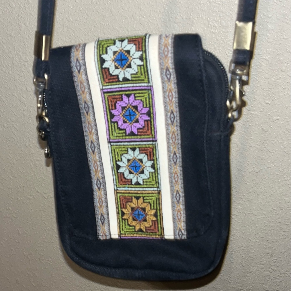 Crocheted flowers crossbody purse